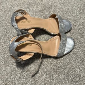 Silver sparkly heels size 8.5 only worn once